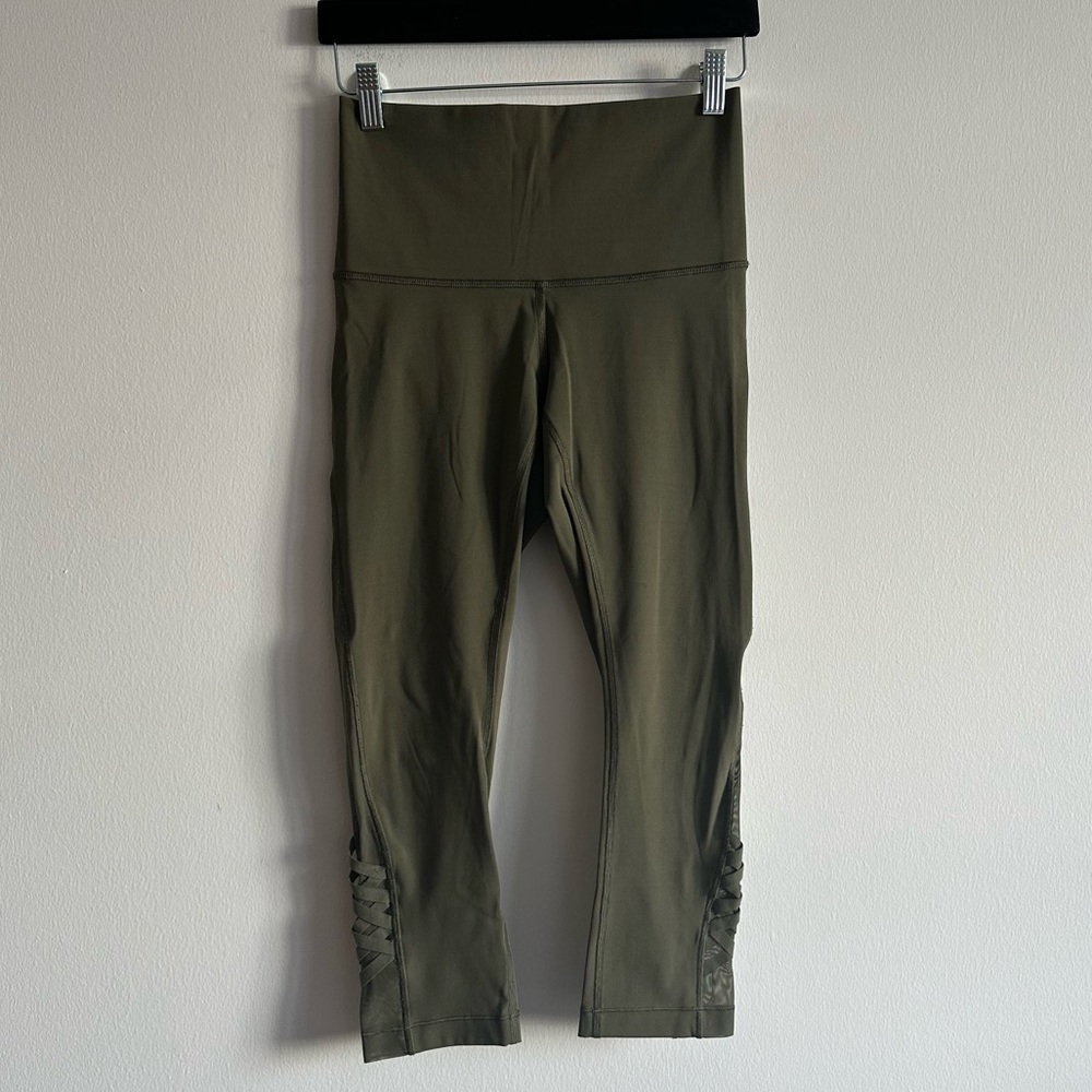 Lululemon - Cropped Leggings in Olive Green | Size 4